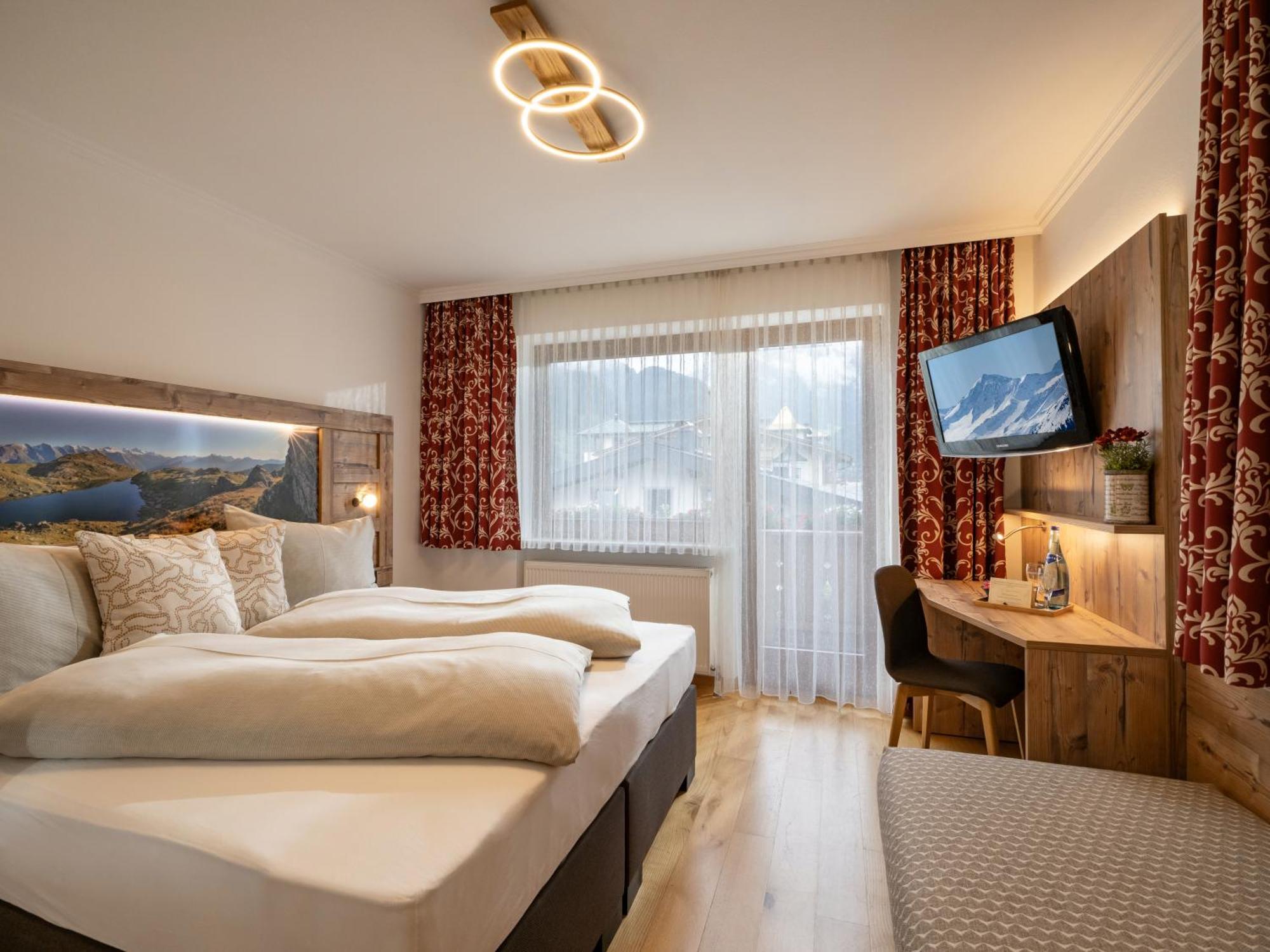 Hotel Garni Ferienhof Mayrhofen Zewnętrze zdjęcie