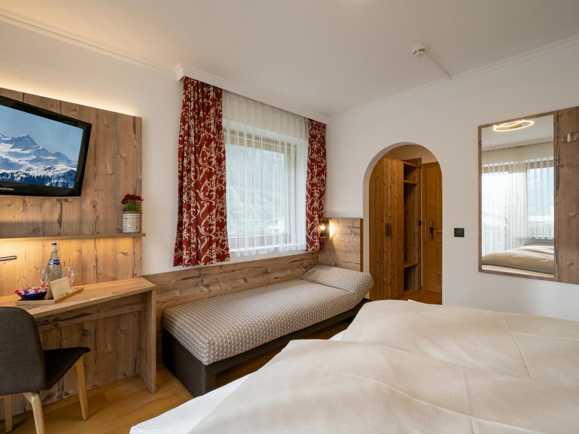 Hotel Garni Ferienhof Mayrhofen Zewnętrze zdjęcie